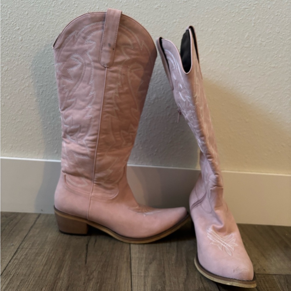 Elegant Pink Heeled Boots